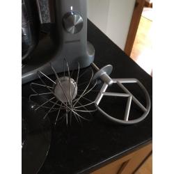Red KMixx mixer with splash guard and three beaters