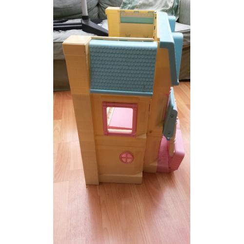 Kids foldaway doll house by Fisher Price