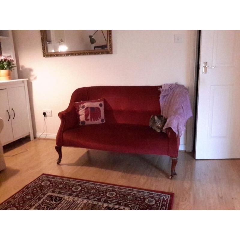 Cute En-Suite Double Bedroom in Kelvinbridge (all bills included)