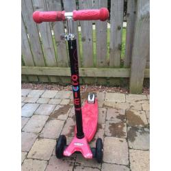 Pre loved Red Maxi Micro Scooter
