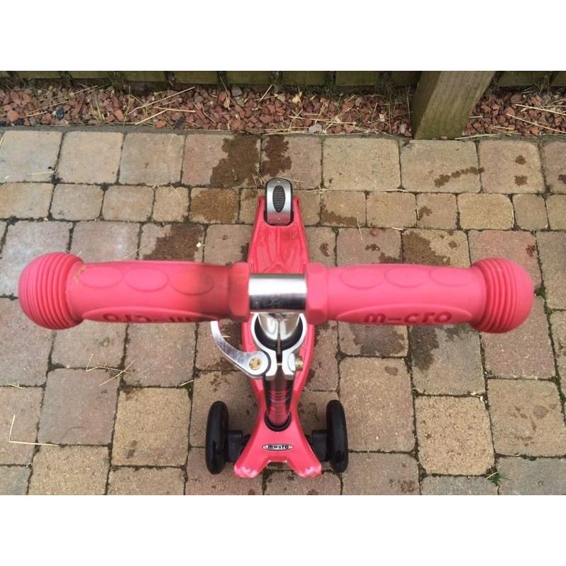 Pre loved Red Maxi Micro Scooter