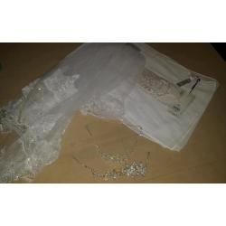 Brand New Wedding Dress & Accessories Please Read
