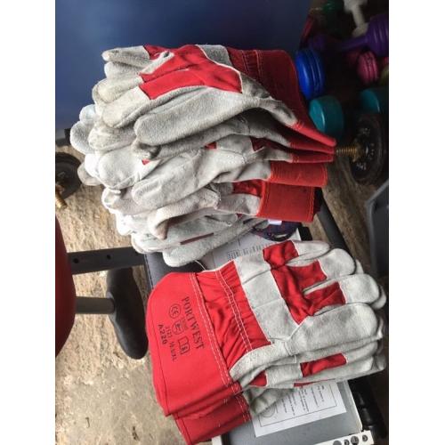 Work gloves