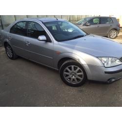 Ford Mondeo ready to drive away