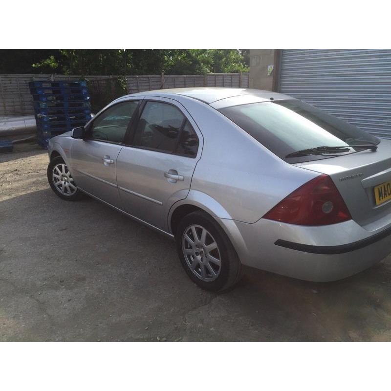 Ford Mondeo ready to drive away