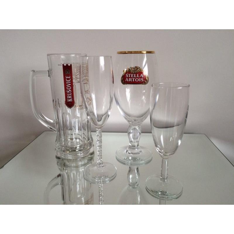 ASSORTED GLASSES TO CLEAR