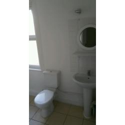 Bright Double Bedroom available