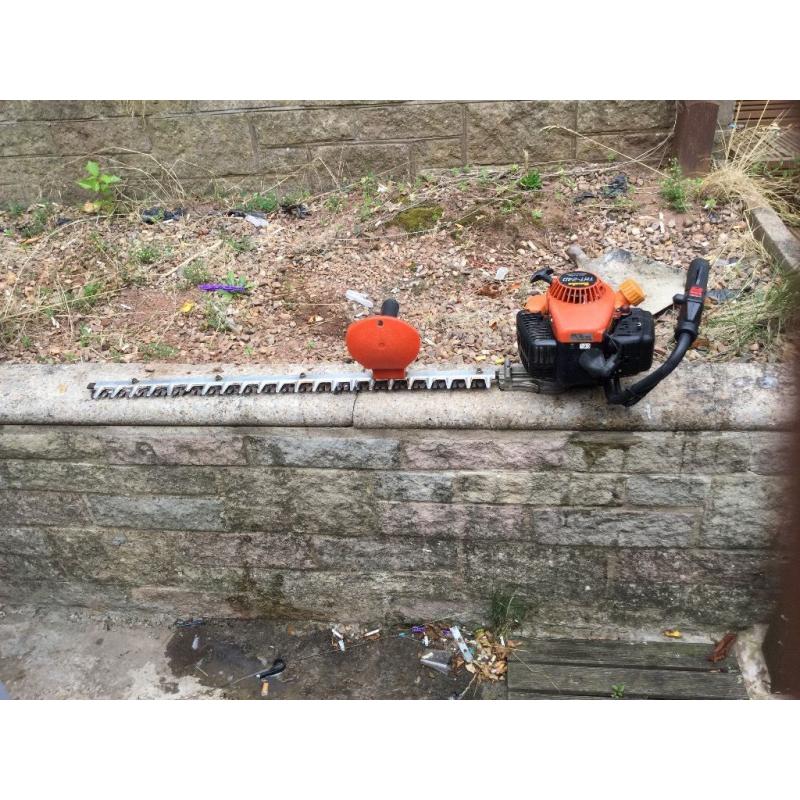 Tanka petrol hedge cutters