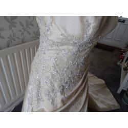 18=champagne silk wedding dress