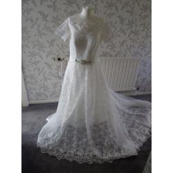 20= lovely lace wedding dress