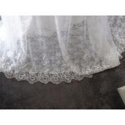 20= lovely lace wedding dress
