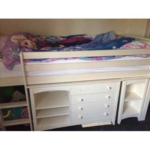 Julian Bowen Bed