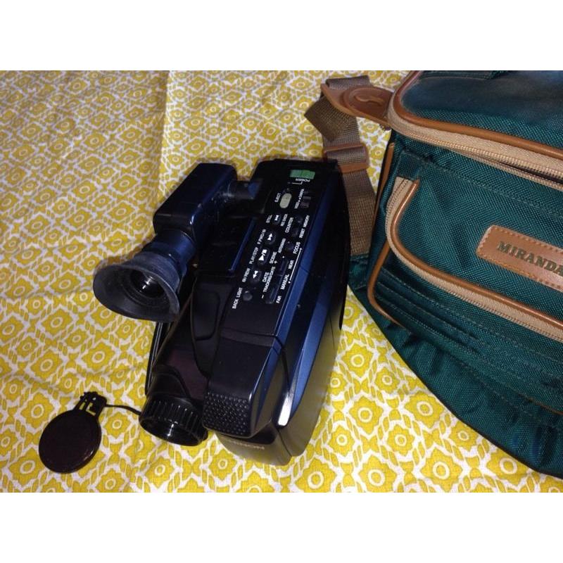 Camera recorder