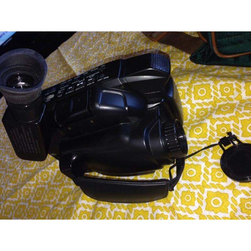 Camera recorder