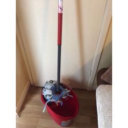 Vileda bucket and mop set