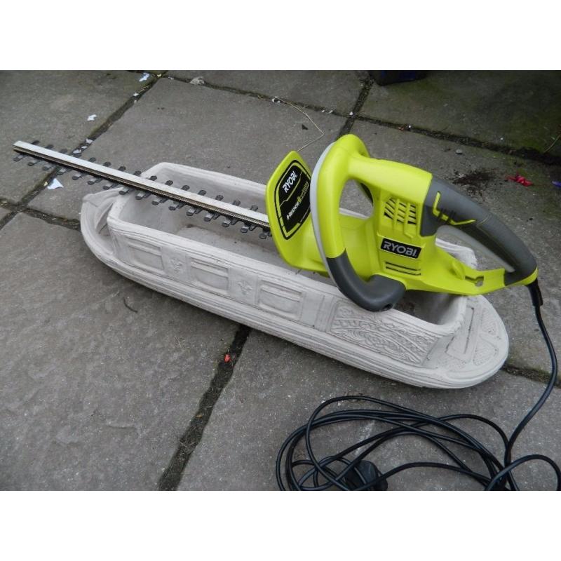 RYOBI ELECTRIC HEDGE TRIMMER RHT5050