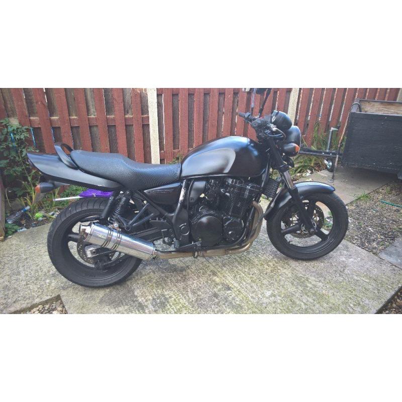 Suzuki gsx750f