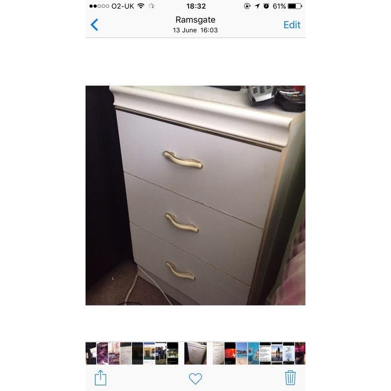 Pair of bedside cabinets
