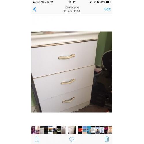 Pair of bedside cabinets