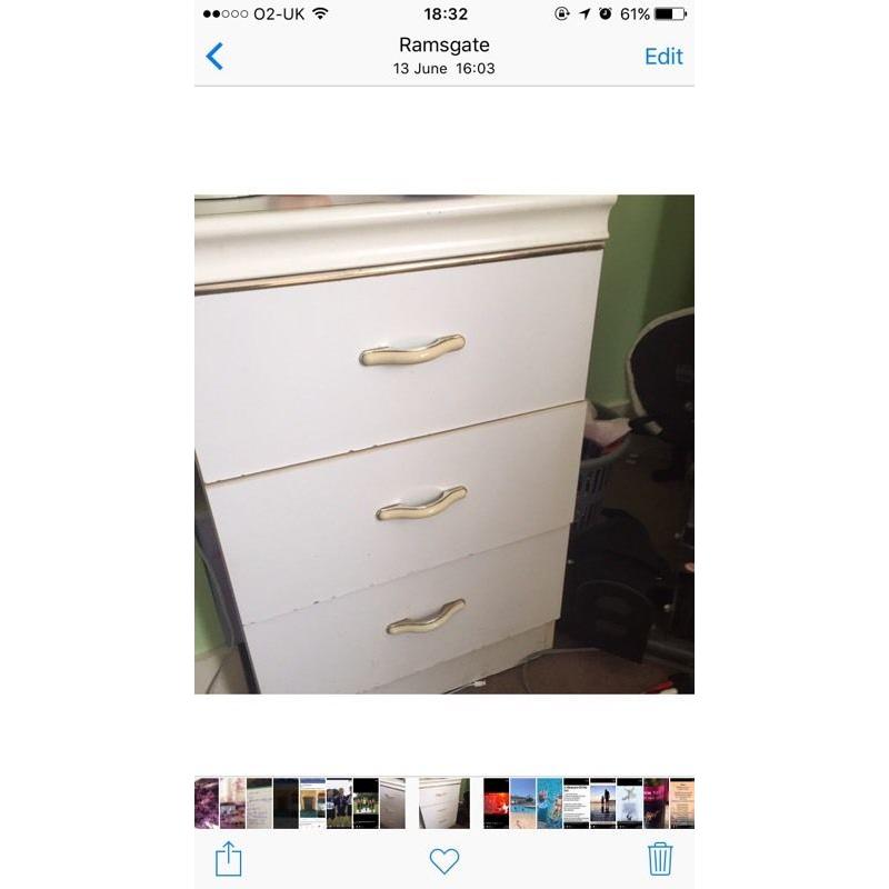 Pair of bedside cabinets