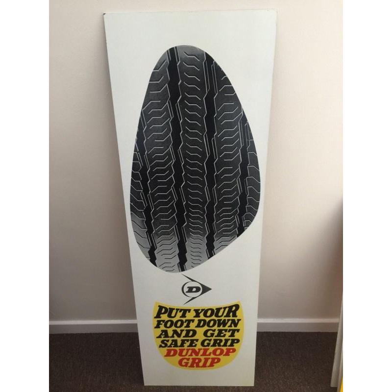 Dunlop Hardboard Garage Signs x 89