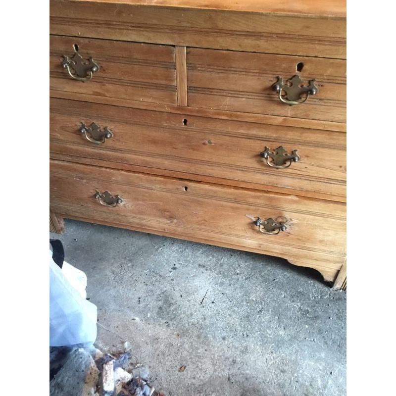 Antique chest of draws