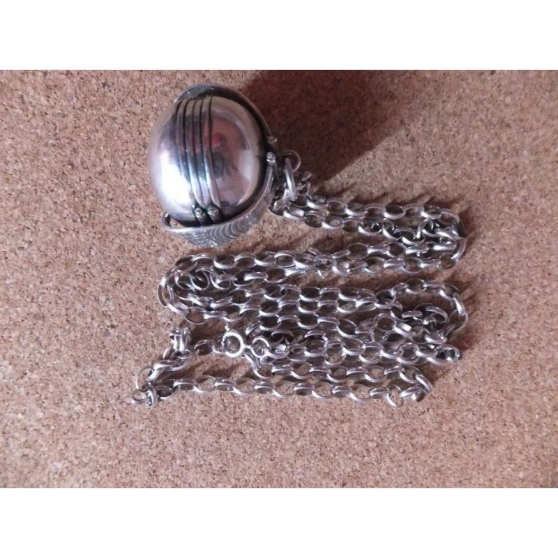 silver ball & silver chain