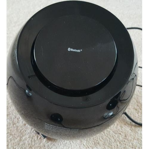 Bluetooth speaker with 2 mini speakers