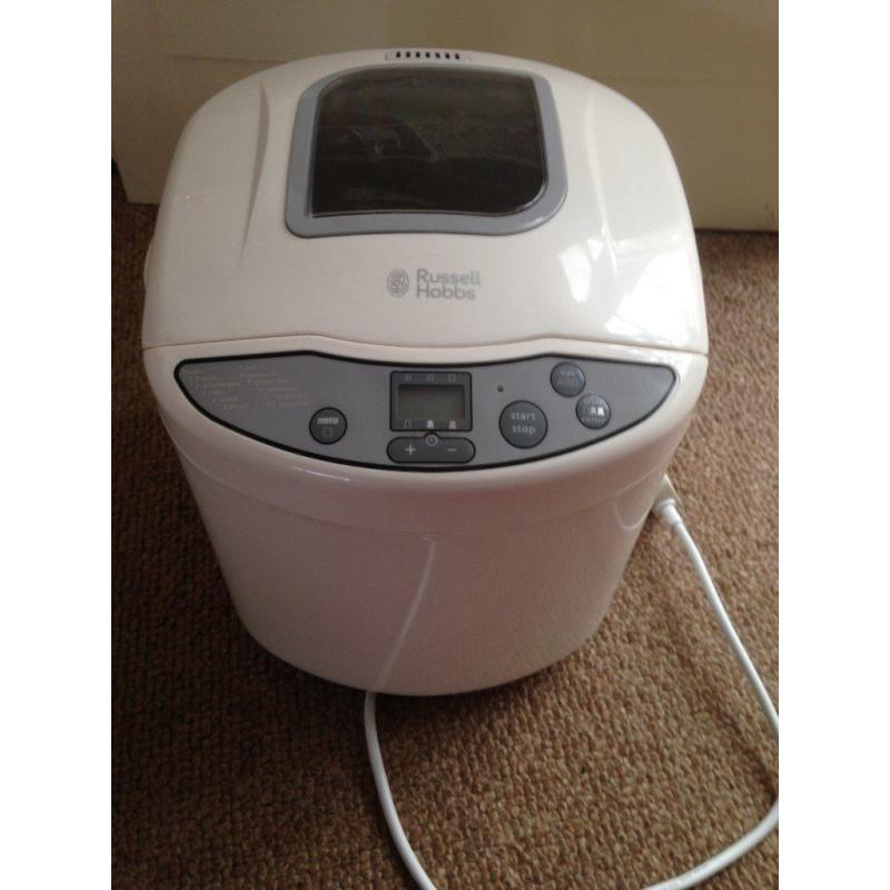 Russell Hobbs Fast Bake Breadmaker