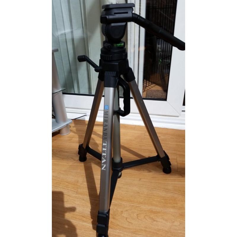 MIRANDA TITAN TP30 LIGHTWEIGHT TRIPOD