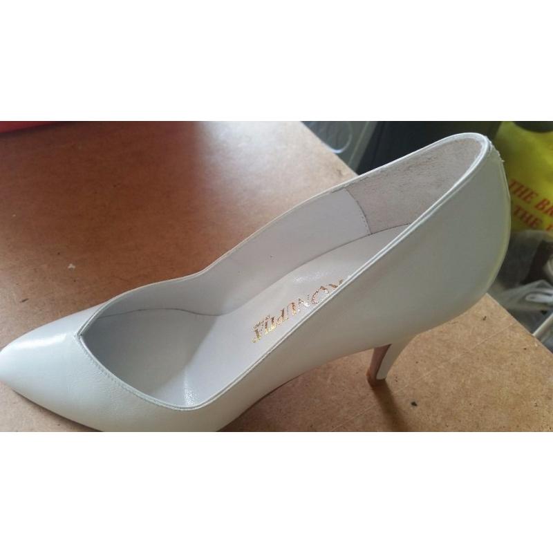 White Pronuptia wedding Shoes