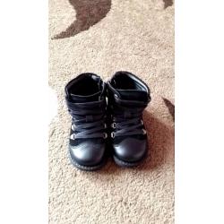 Brand new baby boots size 5