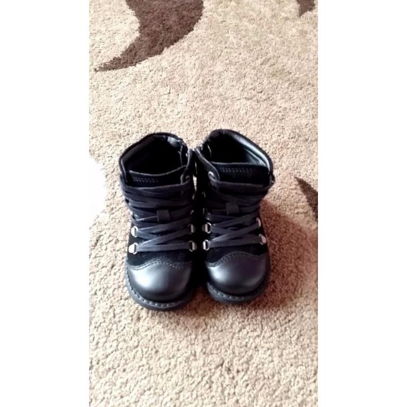 Brand new baby boots size 5