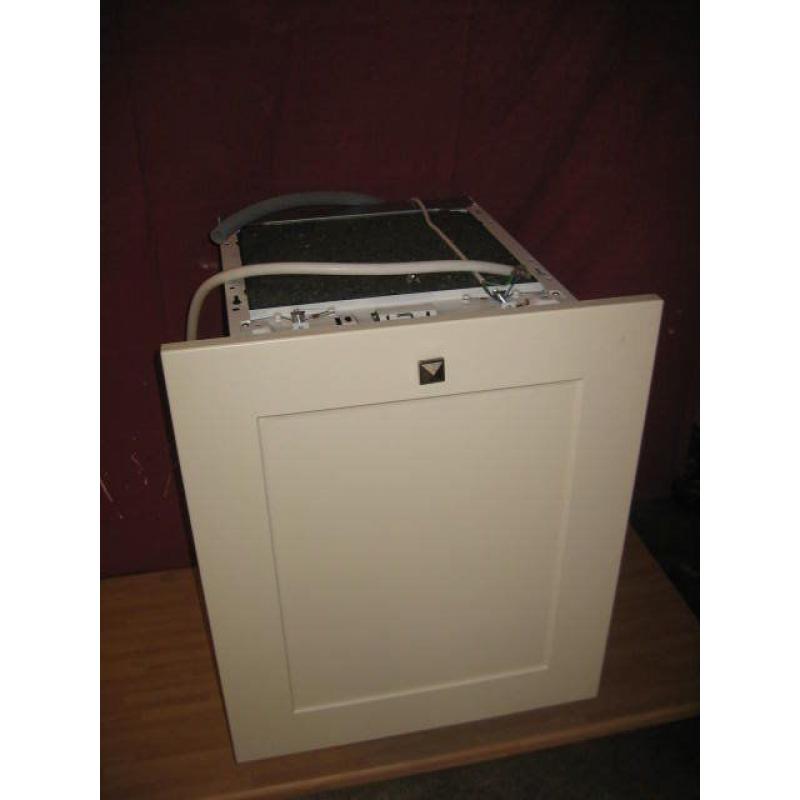 Currys Essentials Dishwasher 8 place setting