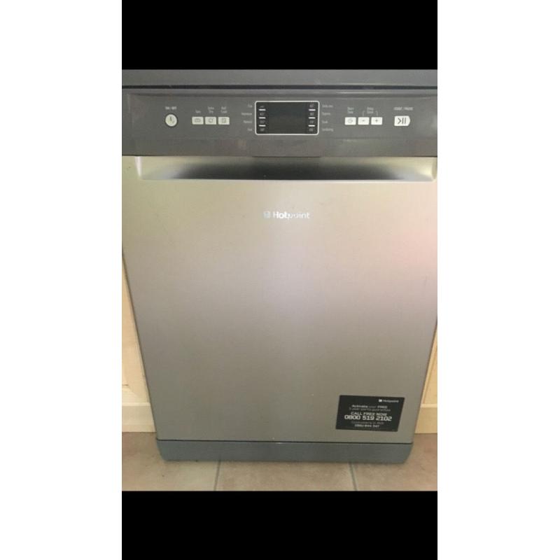 Hotpoint style dishwasher