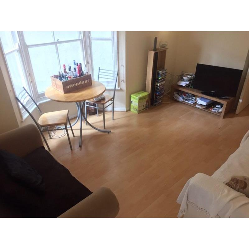 Spacious Double Room available now - Vauxhall