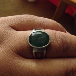 Emerald ring