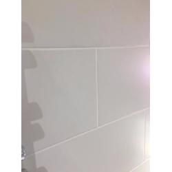 Matte White Bathroom Wall Tiles - 500x250mm