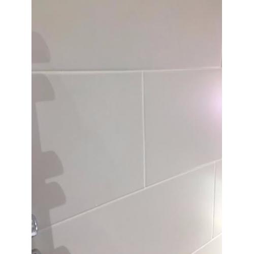 Matte White Bathroom Wall Tiles - 500x250mm