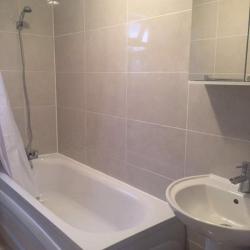 DOUBLE ROOM TO RENT IN TOOTING BROADWAY