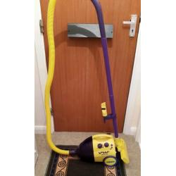 Bubbles 1400watt vacuum cleaner