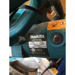 Makita Saw, stand & transformer bundle - Immaculate condition used twice