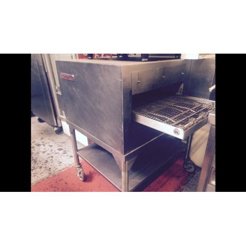 Pizza oven
