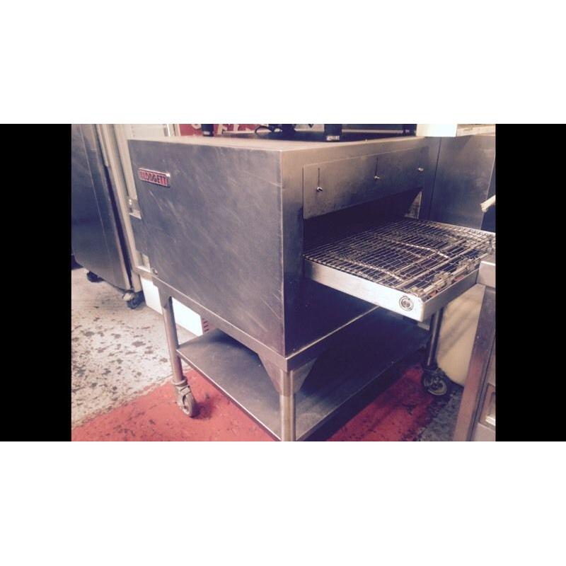 Pizza oven
