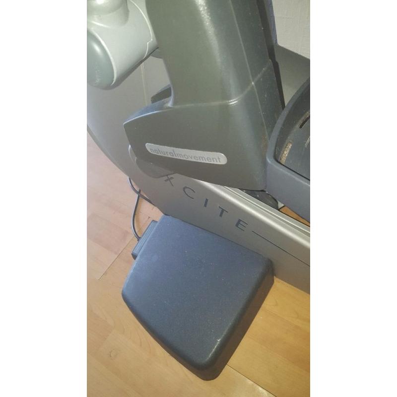 Techno gym cross trainer excite 700