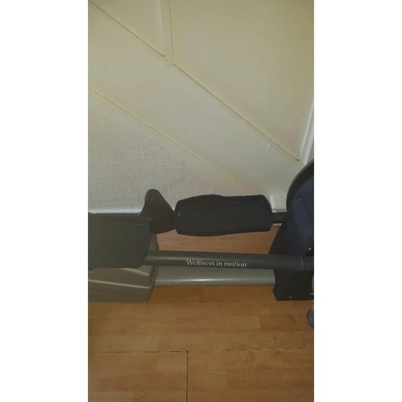 Techno gym cross trainer excite 700
