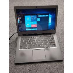 Acer Aspire S3 Ultrabook (i7, 4GB RAM, 500GB HDD) - Windows 10 installed + laptop case and charger