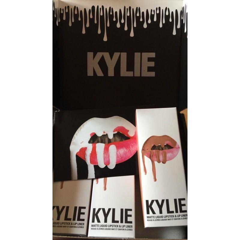 Kylie Jenner Lipkit