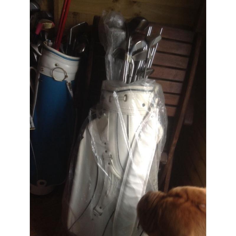 LADIES & MENS GOLF CLUBS NEW & USED EVERYTHING IN PHOTOS INCLUDED IN PRICE