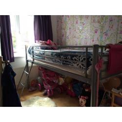 Single Midi bed